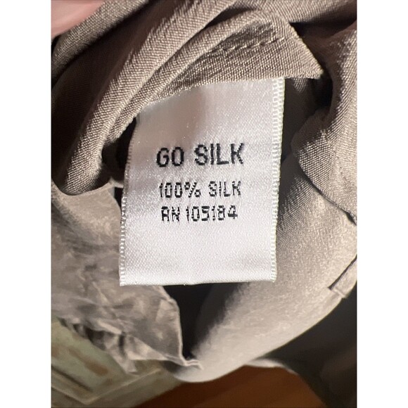 Go Silk Woman 100% Silk Blouse 1X Taupe 1/2 Button Front Pull On Dolman Sleeves - Picture 7 of 8